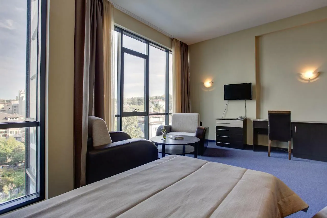 Hemus Hotel סופיה 3*,